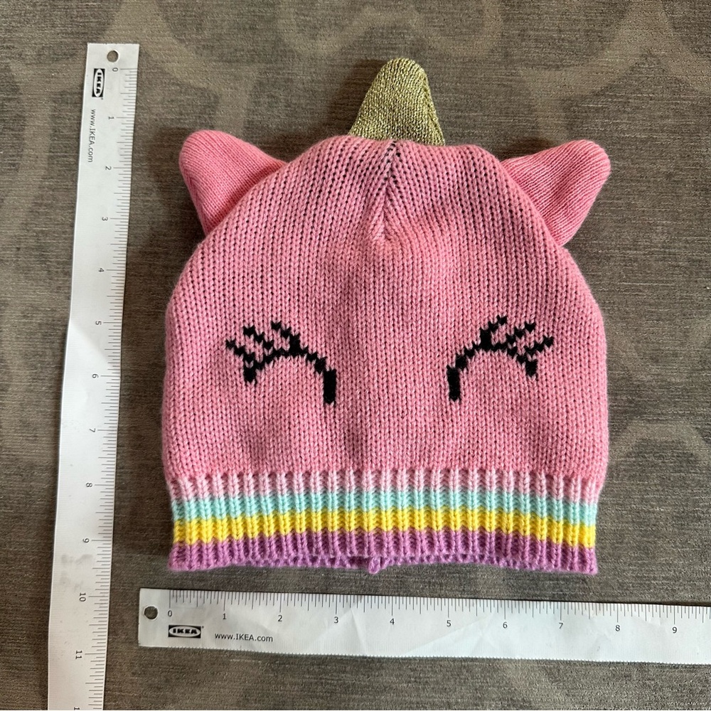 Kids Pink unicorn hat w colorful trim & golden horn - Picture 2 of 3